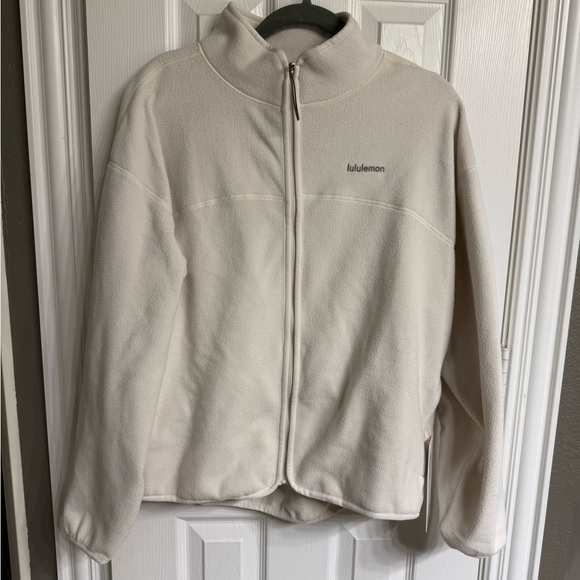 Lululemon NWT Tumbled Fleece Full-Zip Jacket. Color Light Ivory/Warm Ash Grey - Picture 7 of 10